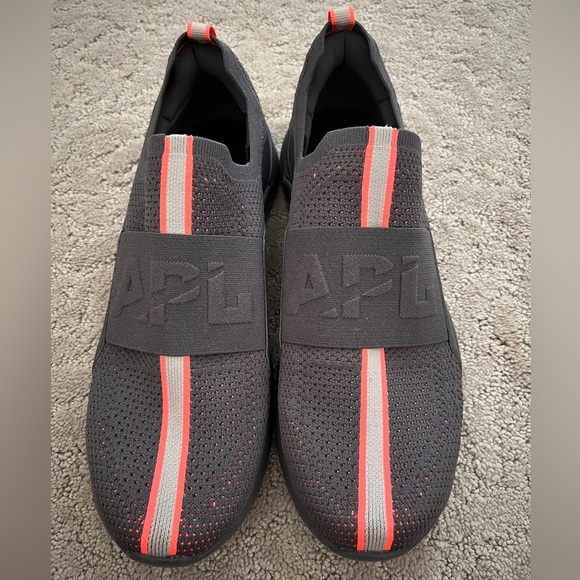 NWOT Men’s APL TechLoom Bliss Grey and Orange - Picture 2 of 9